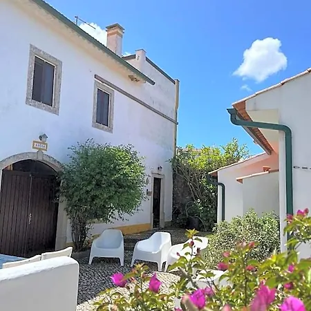 Hotel Quinta Laranja - - 4*
